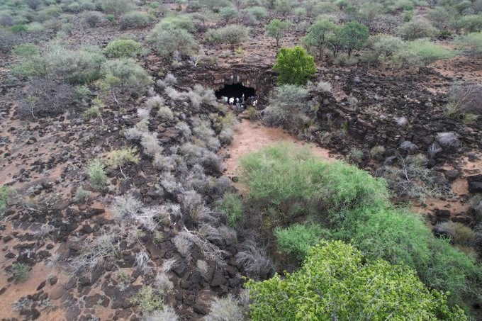 Lomechan Caves